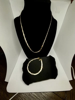 Juego de collar y pulsera de plata y oro de dos tonos de ley Foto 1 de 4