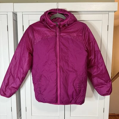 Chaqueta reversible con capucha grande 14-16 magenta The North Face 550 para niñas jóvenes Foto 1 de 4