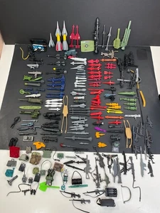 1980’s Accessory Lot of 214 Pieces for GI Joe, Chap Mei, & Other Action Figures - Bild 1 von 11