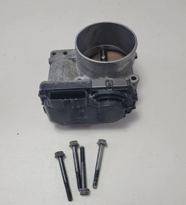 2001-2007 Volvo V70 S60 2.4l Fuel Injected Throttle Body (8677796) OEM - Image 1 of 4
