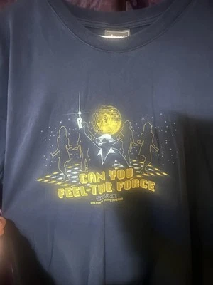 Camiseta Star Wars Chunk Presents Disco Inferno Yoda XL Azul Foto 1 de 4