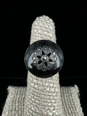 Antique Art Déco Argento Sterling Grande Tondo Nero Onice Marcasite Anello Sz 5 - Immagine 1 di 4