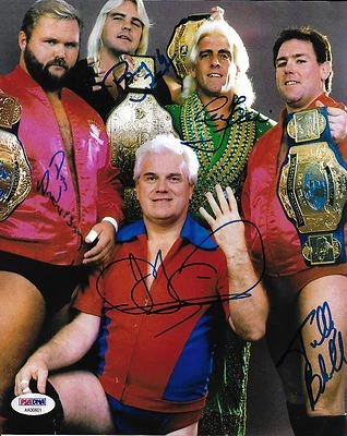 Foto 8x10 firmada por Ric Flair Arn Anderson + 4 Four Horsemen PSA/DNA WWE NWA WCW Foto 1 de 4