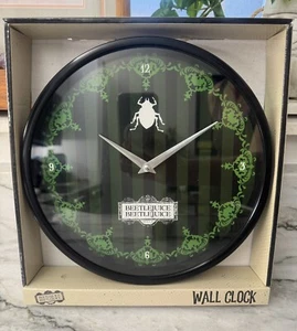 Beetlejuice 10" Round Black And Green Analog Wall Clock NEW NIB - Bild 1 von 4