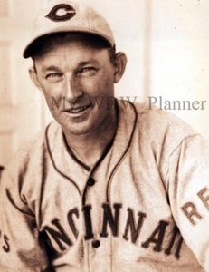 Vintage Foto 24 - Cincinnati Reds - Chuck Dressen - Bild 1 von 2