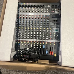 Citronic CLP1200 POWER MIXER CONSOLE 12-Channel Powered Mixer 2x 600W - Picture 1 of 12