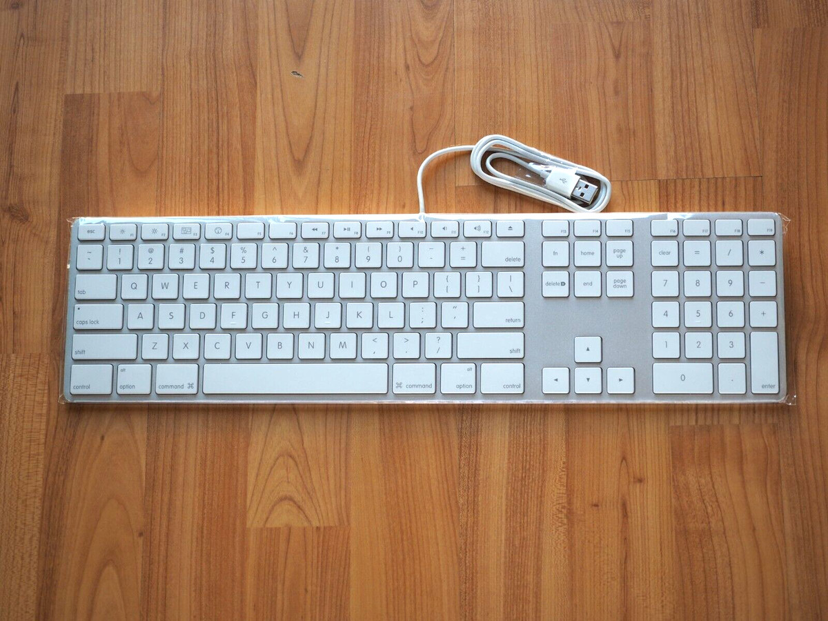 郵*者様 ［売り切り］ほぼ未使用品 Apple Magic Keyboard 1 Apple Magic Keyboard : Target