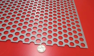 Hoja de acero escalonada perforada de 0,075" de espesor x 36" x 40", diámetro de agujero de 0,500" Foto 1 de 4