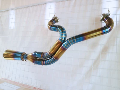 Escape Pie-Cut 2 en 1 para Harley Sportster - Controles delanteros, listo para EFI Foto 1 de 4