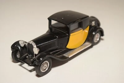 A5 1:43 MATCHBOX YESTERYEAR BUGATTI TYPE 44 BLACK YELLOW EXCELLENT CONDITION - Image 1 of 4