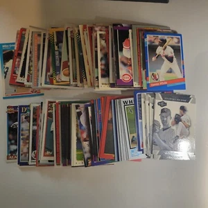 Big Lot Of Baseball Cards - MLB - Sports Cards - Picture 1 of 2