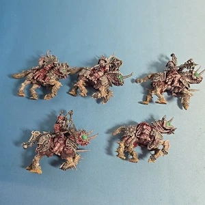 Warhammer the Old World: Warriors of Chaos - Chaos Knights Missing One Top - Picture 1 of 9
