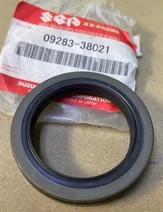 Suzuki OEM Crankshaft Oil Seal RM250 RM-250 RM Motorcycle 09283-38021 - Picture 1 of 1