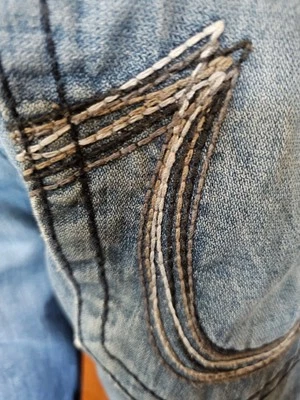 JEANS Rainbow BOBBY MARCA TRUE RELIGION - Talla 32 Foto 1 de 4