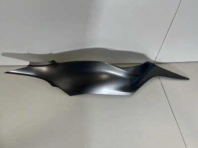 2019-2023 KAWASAKI NINJA ZX6R ZX636 OEM RIGHT SIDE FAIRING COWL TANK MATTE GRAY - Image 1 of 4