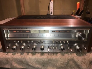 Vintage Pioneer SX-1050 Stereo Receiver in Excellent condition-Recent Service - Picture 1 of 8