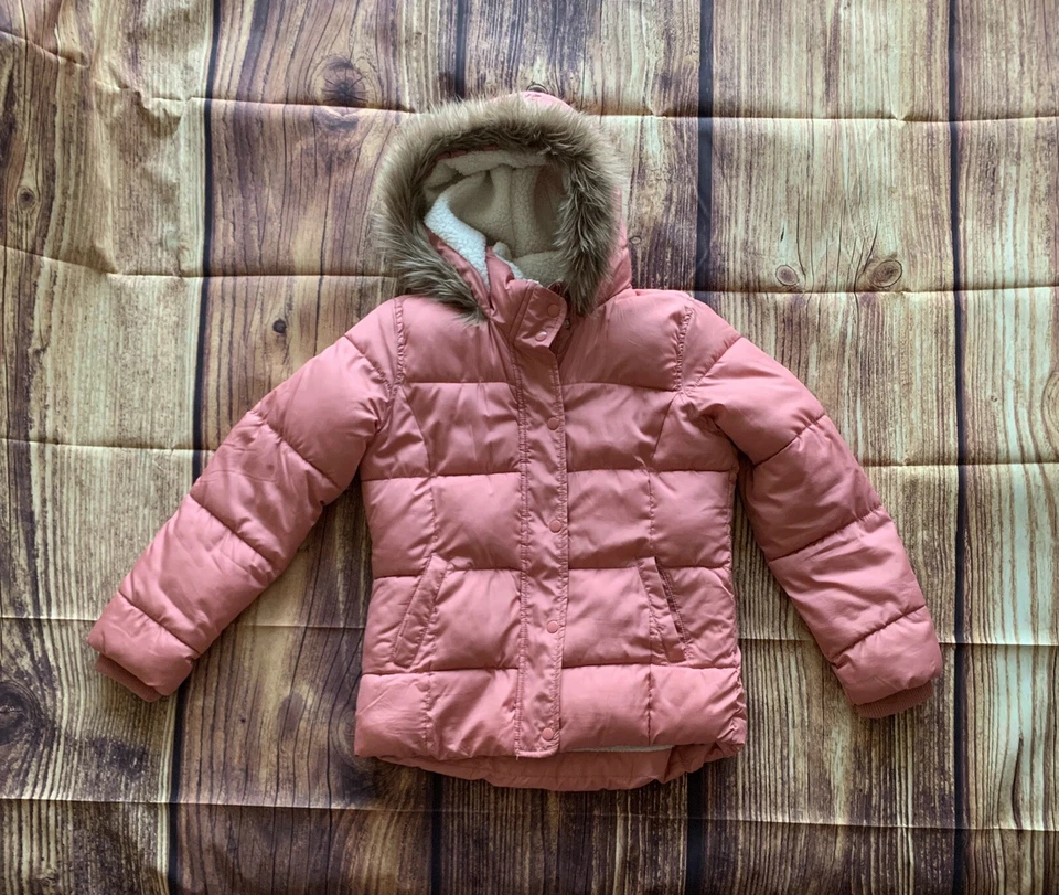 Old Navy Girl's Long Sleeve Full Zip Sherpa Lined Hooded Pink Puffer Jacket XL - Image 1 of 4