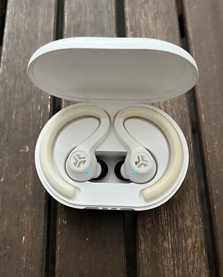 Auriculares internos inalámbricos verdaderos JLab JBuds Air Sport auriculares blancos Foto 1 de 4
