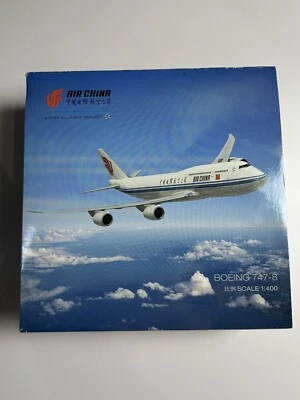1: 400 霍根航空中国波音 747-8 航空公司压铸飞机模型全新带盒 — 第 1/4 张图片