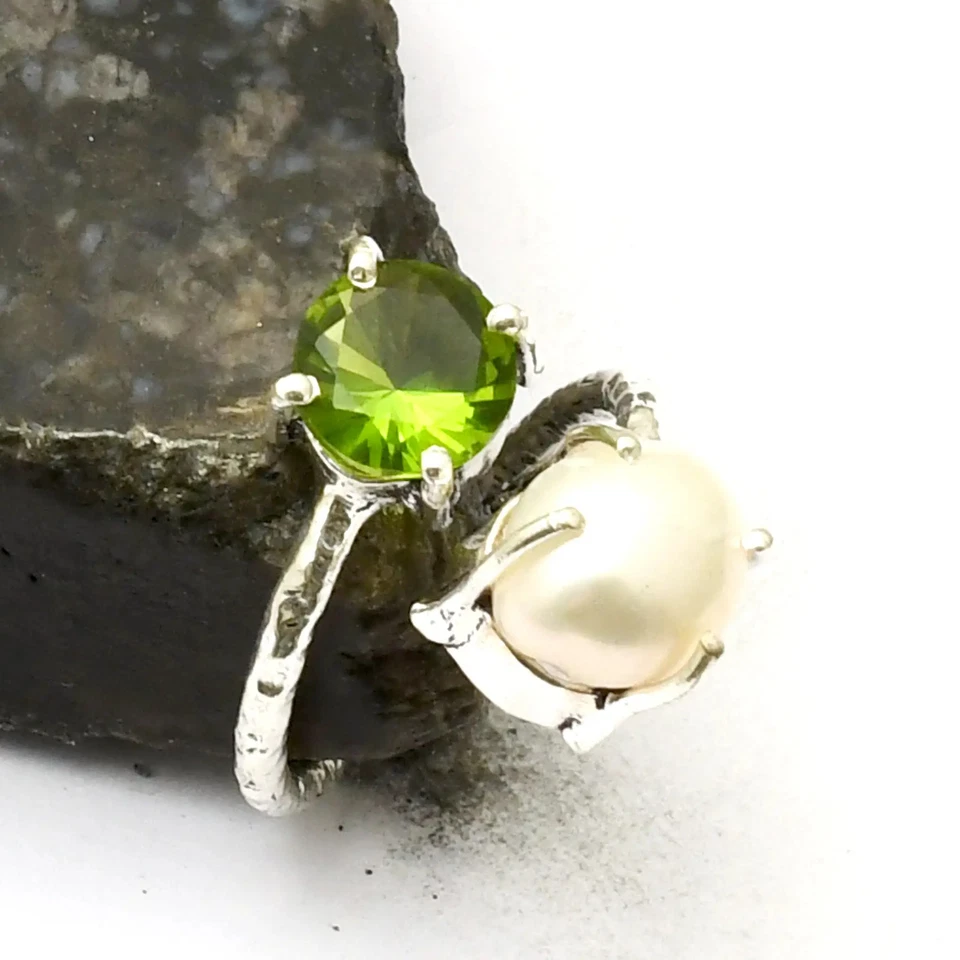 Anillo hecho a mano de piedras preciosas de peridoto para regalo talla EE. UU. 7,25 AR 39989 Foto 1 de 1