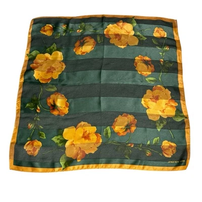 Bufanda cuadrada de seda Jones New York verde antiguo dorado amarillo rosa jardín Foto 1 de 4