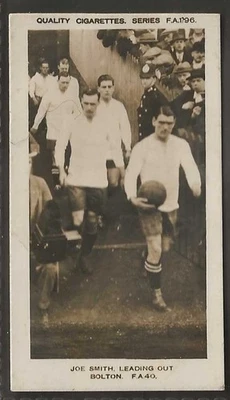 PATTREIOUEX-FOOTBALL 1922 (FA01-96)-#40- BOLTON - JOE SMITH - Image 1 of 2