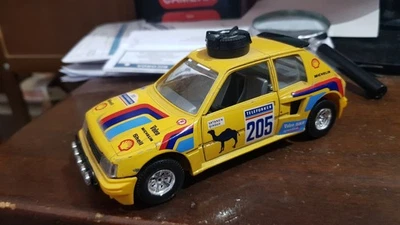 BURAGO BBURAGO 0106  1/25 PEUGEOT 205 TURBO SHELL #205  VINTAGE - Immagine 1 di 4