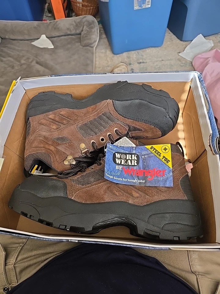 Work Wear Wrangler Steel Toe  Boots Men's Size 9 - Image 1 of 4