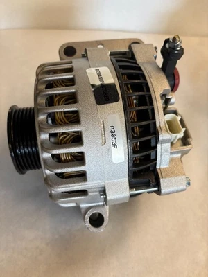Alternador para Ford Windstar 1999 2000-2003 V6 3,8 L 135 Amp/12 Voltios CW 6 Ranuras Foto 1 de 4