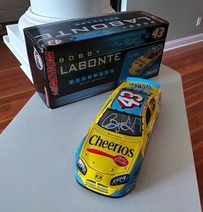 RARE 2006 Action Bobby Labonte #43 Cheerios Betty Crocker Dodge Signed - NMIB - Picture 1 of 4