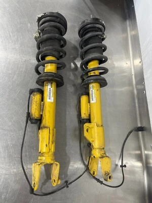 Dodge Challenger SRT 2016 6,4 L delantero manejo activo puntal amortiguador y par de resortes Foto 1 de 4