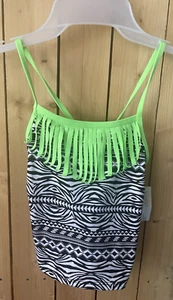 *GIRLS BOBBIE BROOKS SIZE MEDIUM (7-8) BLACK /WHITE FRINGED SWIM TOP - Picture 1 of 2