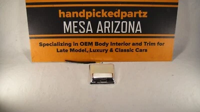 Chrysler Quinta Avenida 1983-1987 OEM cromo domo lámpara de luz Foto 1 de 4