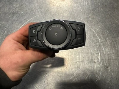 Interruptor de faros Ford F150 2015-2020 con niebla FL3T-13D061-BAW #81 Foto 1 de 3