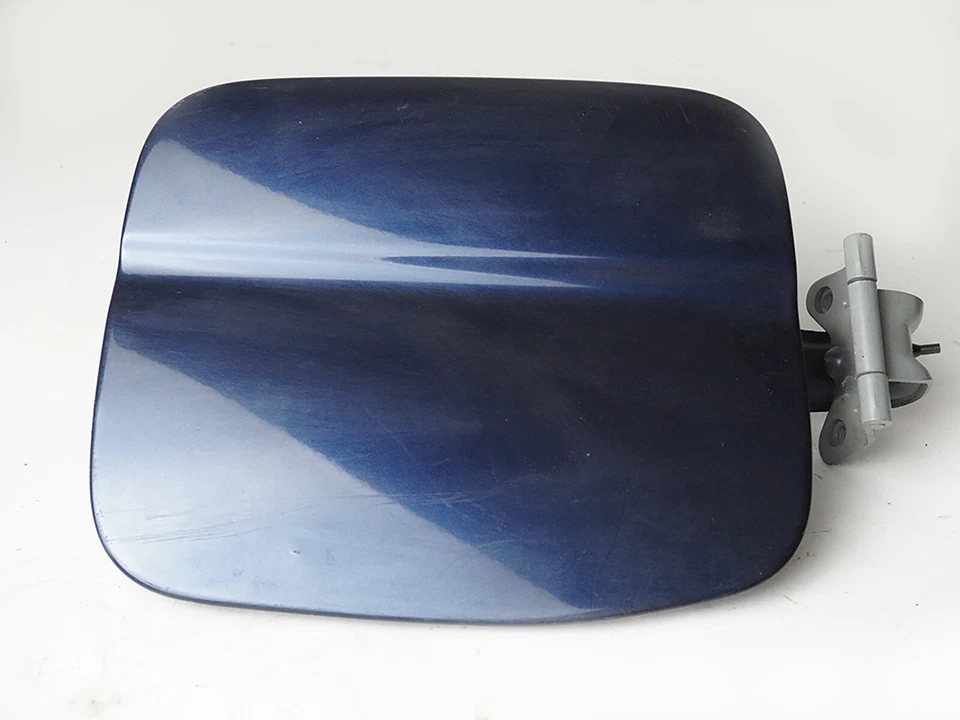 2003 - 2008 Subaru Forester Fuel Filler Lid Cover Door Petrol Gasoline Tank Foto 1 de 4