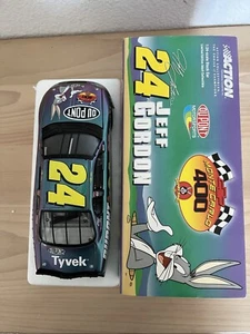 Jeff Gordon #24 2001 Monte Carlo Dupont Looney Tunes 1:24 Diecast Car - Picture 1 of 2