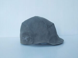 Arc'teryx Cabie newsboy Cap Hat Gray Flex Fit Size S/M Rare !!!