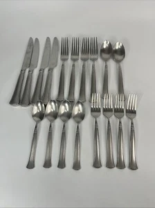 Reed & Barton Lot Of 18 Flatware Silverware Forks  Knives Spoons - Picture 1 of 5