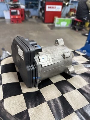 Lincoln Continental 2017-2019 motor de piñón de cremallera de dirección asistida eléctrica 7806277502 Foto 1 de 4