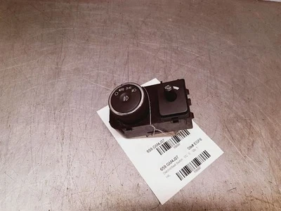 Переключатель фар на приборную панель от 2007 Buick LUCERNE 9649941 - Изображение 1 из 4