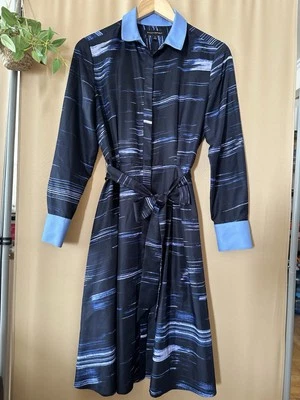 New Banana Republic Silk Brush Stokes Navy Dress Women's Size 2 - Image 1 of 4