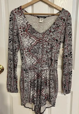 Nuevo con etiquetas Mameluco Billabong Manga Larga Estampado Paisley J211CSEE Boho Festival Pequeño Foto 1 de 4