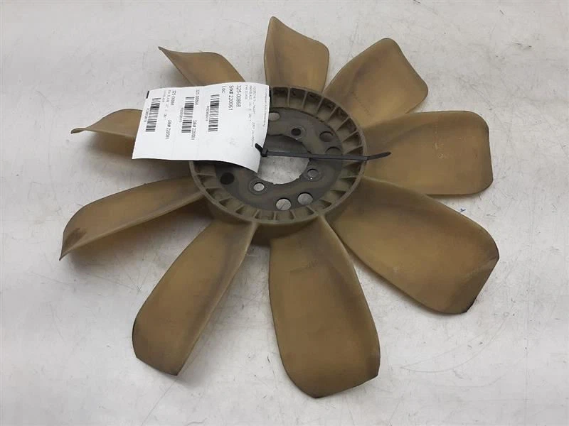 Лезвие вентилятора 00-13 Chevrolet Suburban 2500 15017911 - Изображение 1 из 4