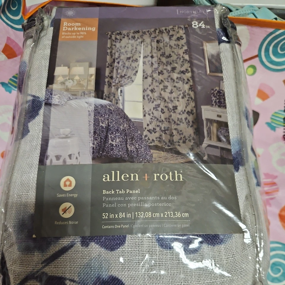 Panel de cortina individual para oscurecimiento de habitación Allen + Roth 52” X 84” panel de lengüeta trasera. {17}. Foto 1 de 2