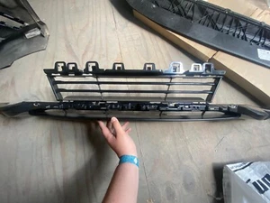 CHEVROLET CAMARO FRONT BUMPER RADIATOR GRILL - Picture 1 of 2