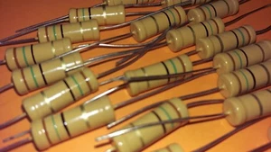 20x LCA0922 Tube-Amp Resistors 15 Ohm / 1,5 Watt 5% Widerstand - Picture 1 of 2