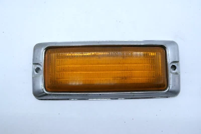 Lente indicador lateral repetidor Mazda RX3 RX4 808 818 S102A IKI 5012 Foto 1 de 3