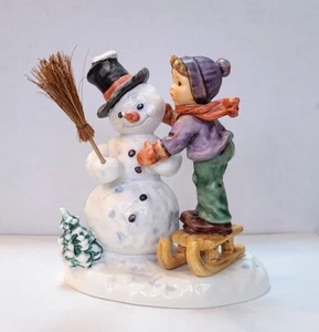Hummel Making New Friends~HUM #2002~Boy & Snowman~TMK 7~6¾" Tall~MINT - Picture 1 of 3