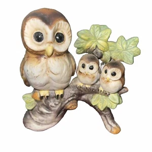 VINTAGE ARDCO FIGURINE MOTHER OWL & BABIES PORCELAIN - Picture 1 of 7