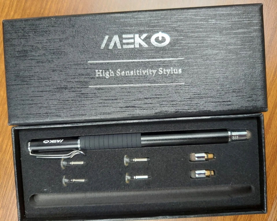 MEKO Universal CMK21DISCBB Disc Stylus Pen, Black - 1 Piece And Parts Only - Image 1 of 1